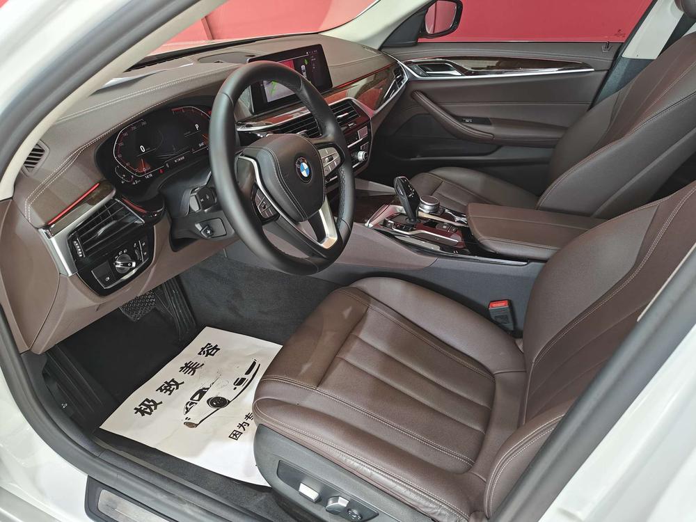 BMW BMW 5-Series
