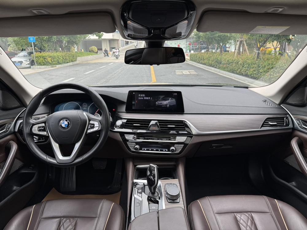 BMW BMW 5-Series