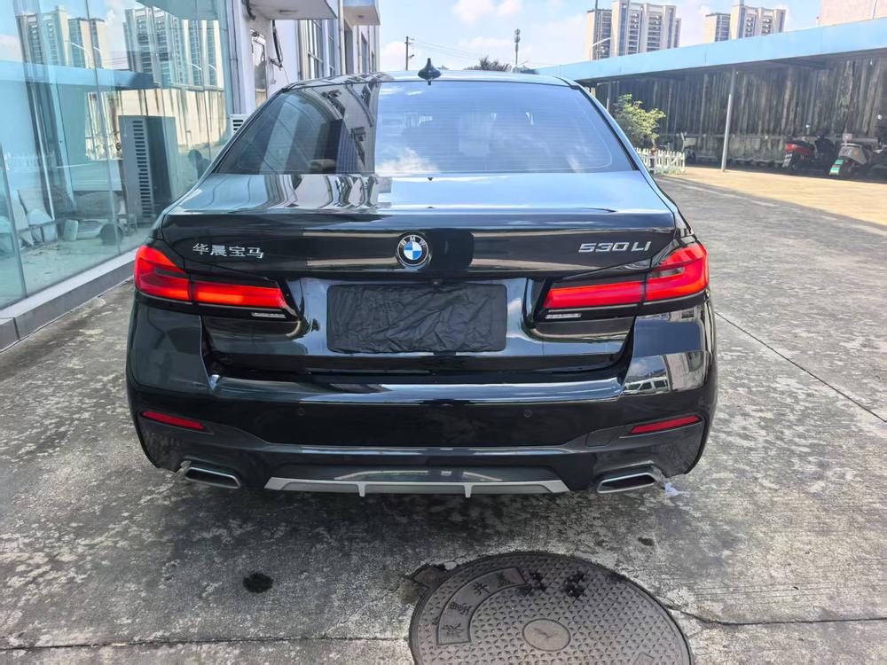 BMW BMW 5-Series