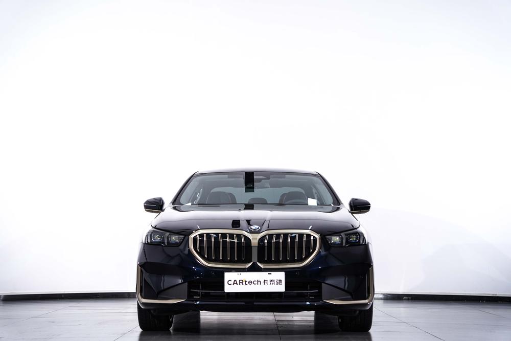 BMW BMW 5-Series