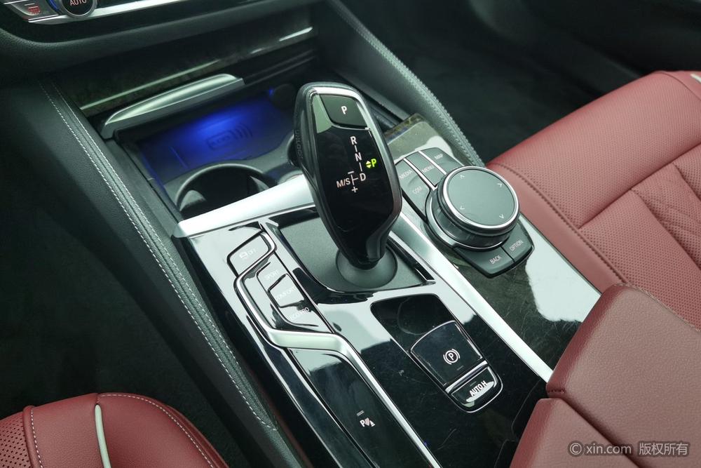 BMW BMW 5-Series