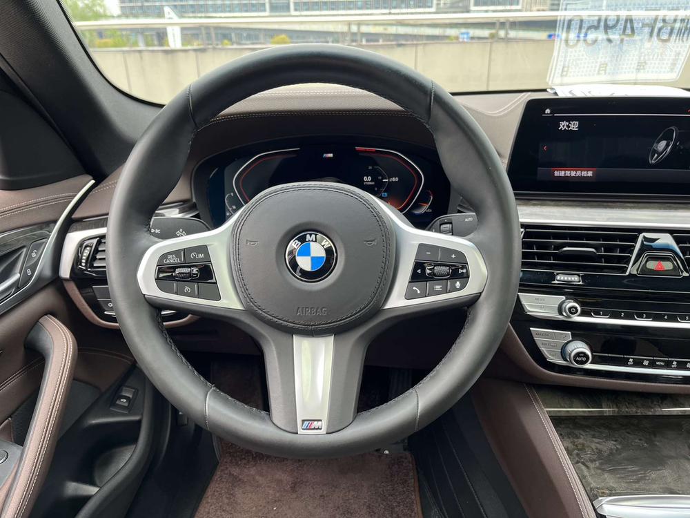 BMW BMW 5-Series