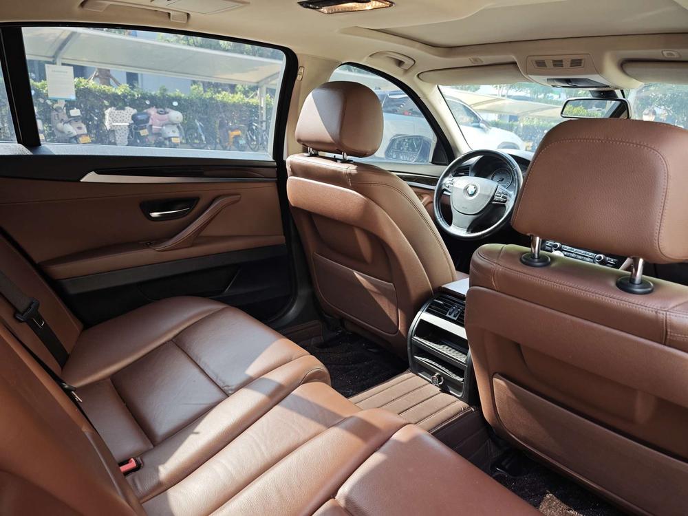 BMW BMW 5-Series