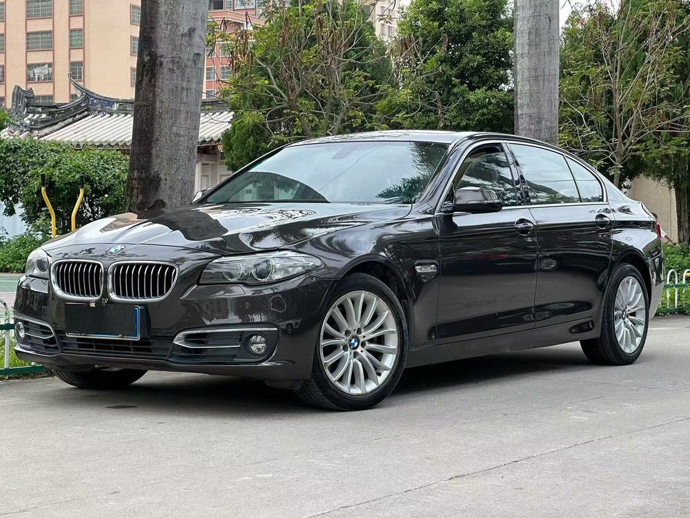 BMW BMW 5-Series