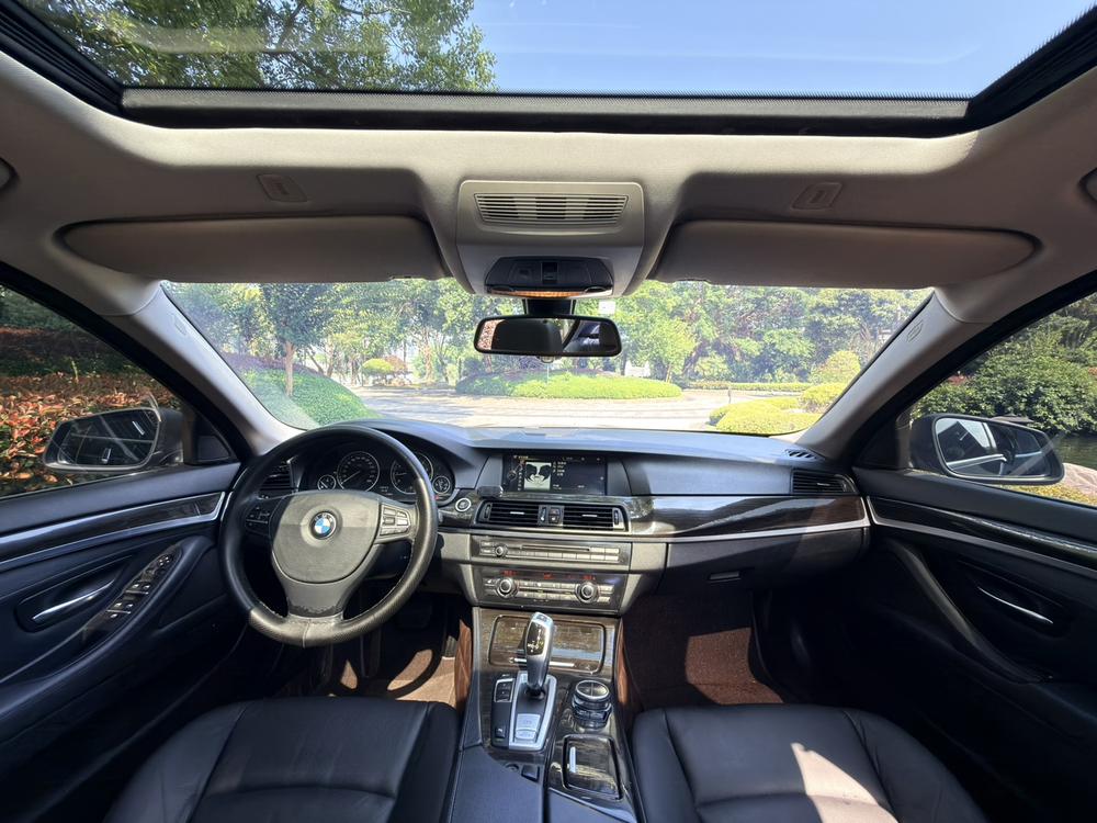 BMW BMW 5-Series