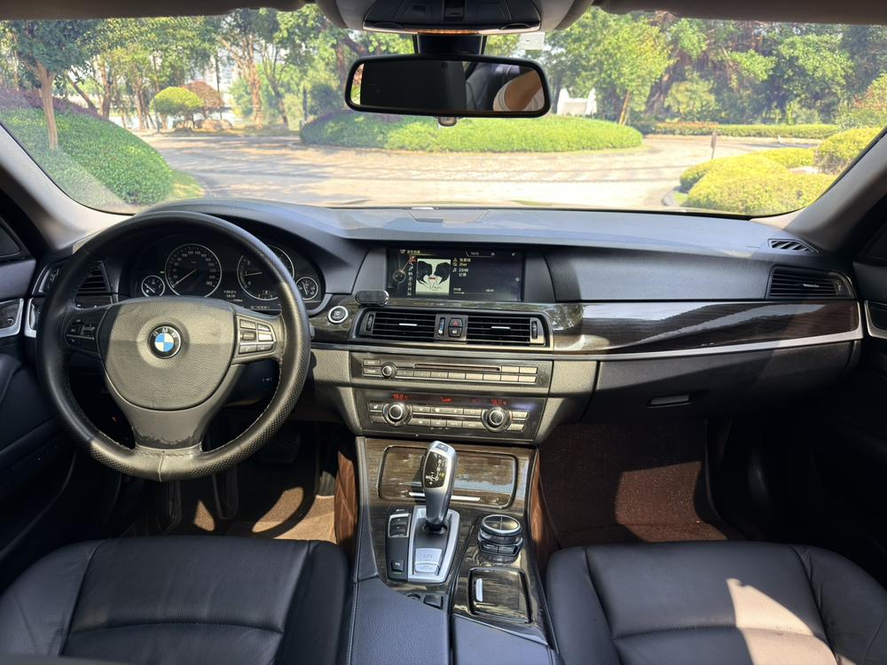 BMW BMW 5-Series