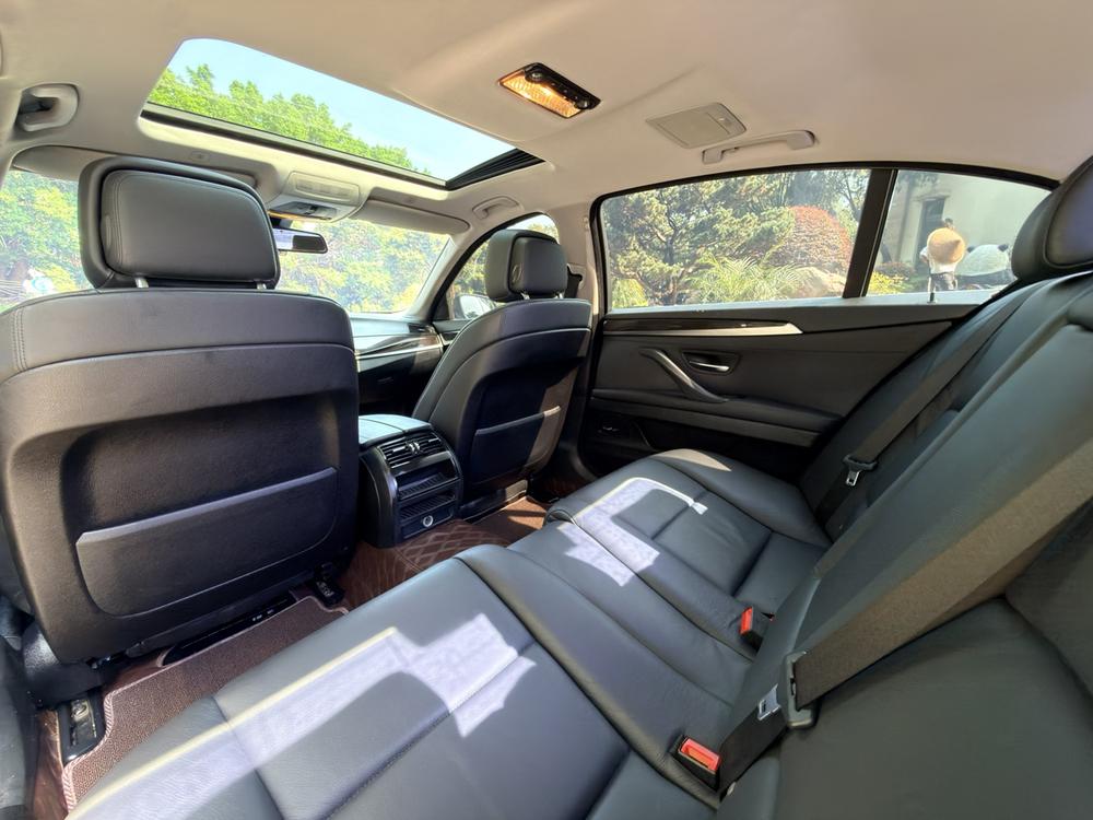 BMW BMW 5-Series