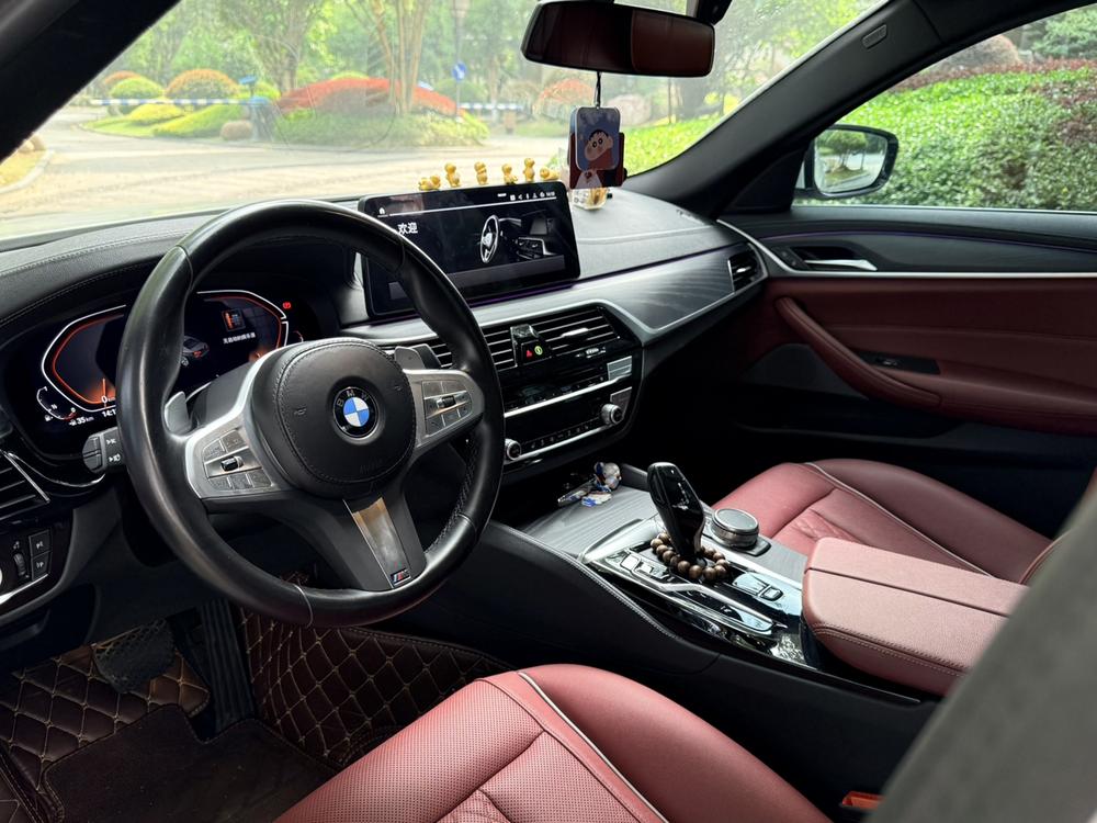 BMW BMW 5-Series
