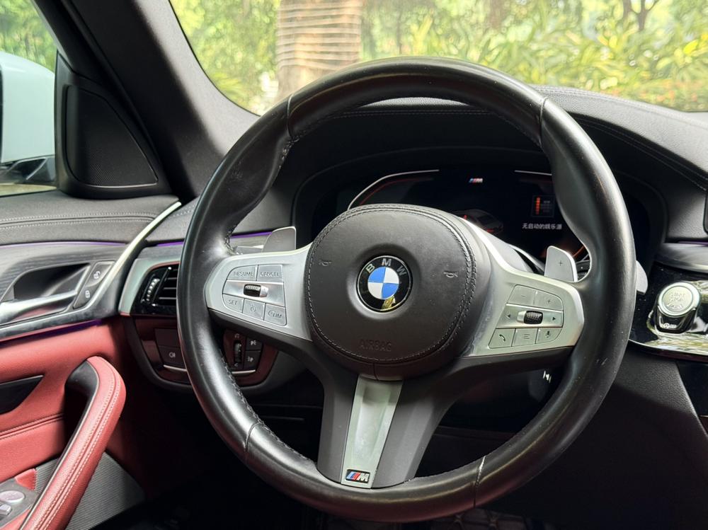 BMW BMW 5-Series