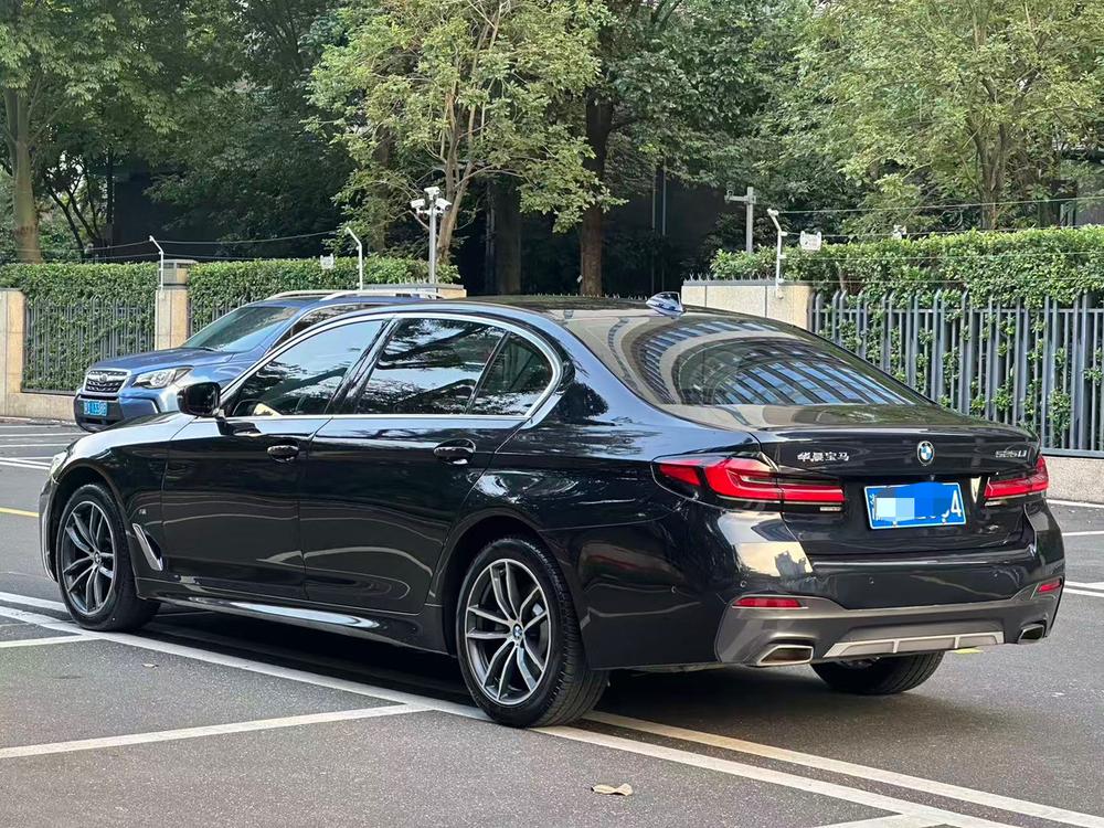 BMW BMW 5-Series