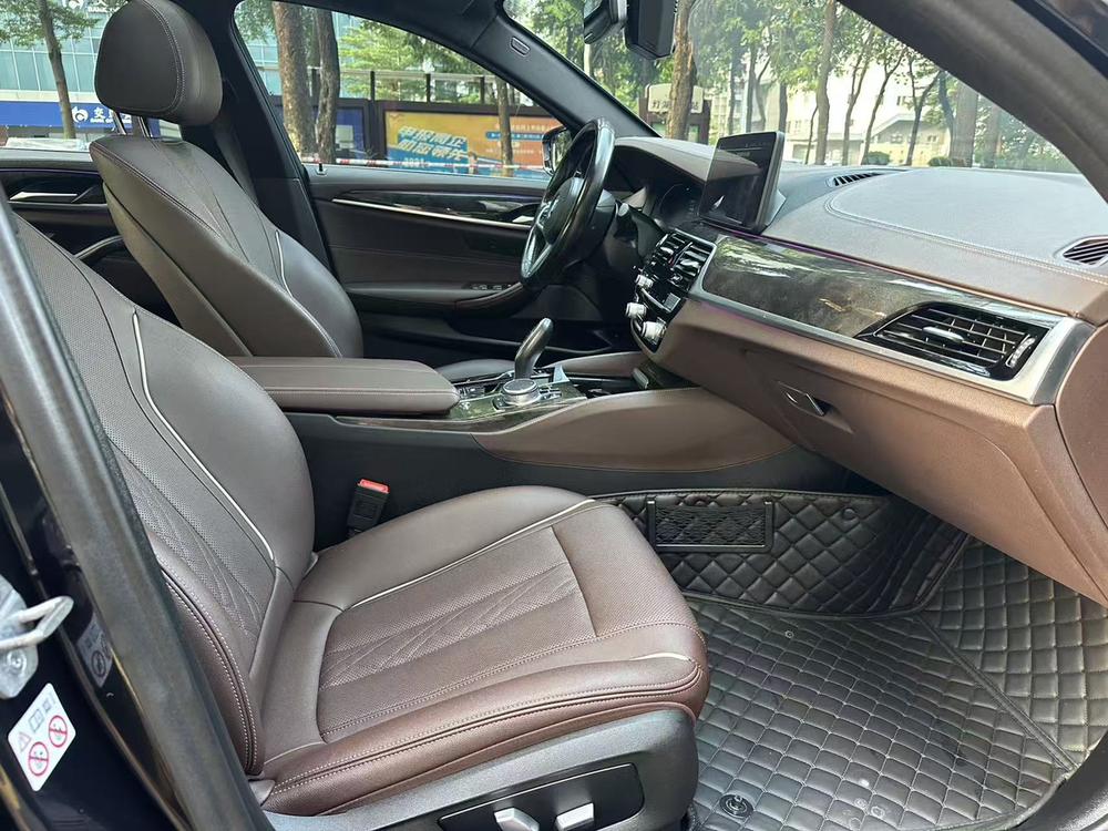 BMW BMW 5-Series