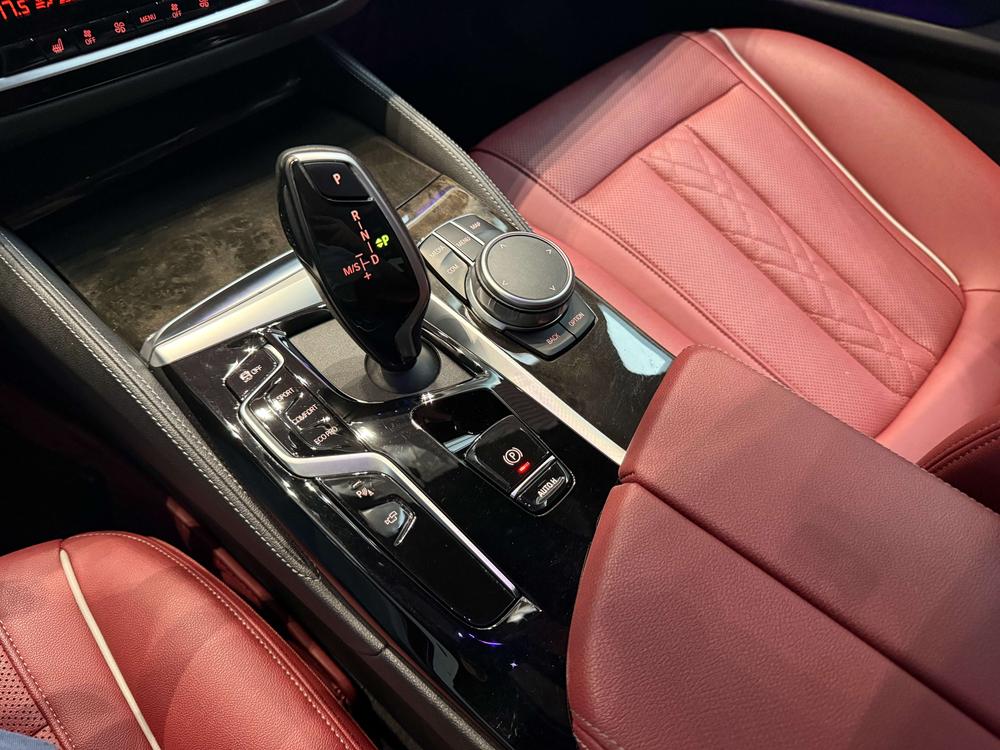BMW BMW 5-Series