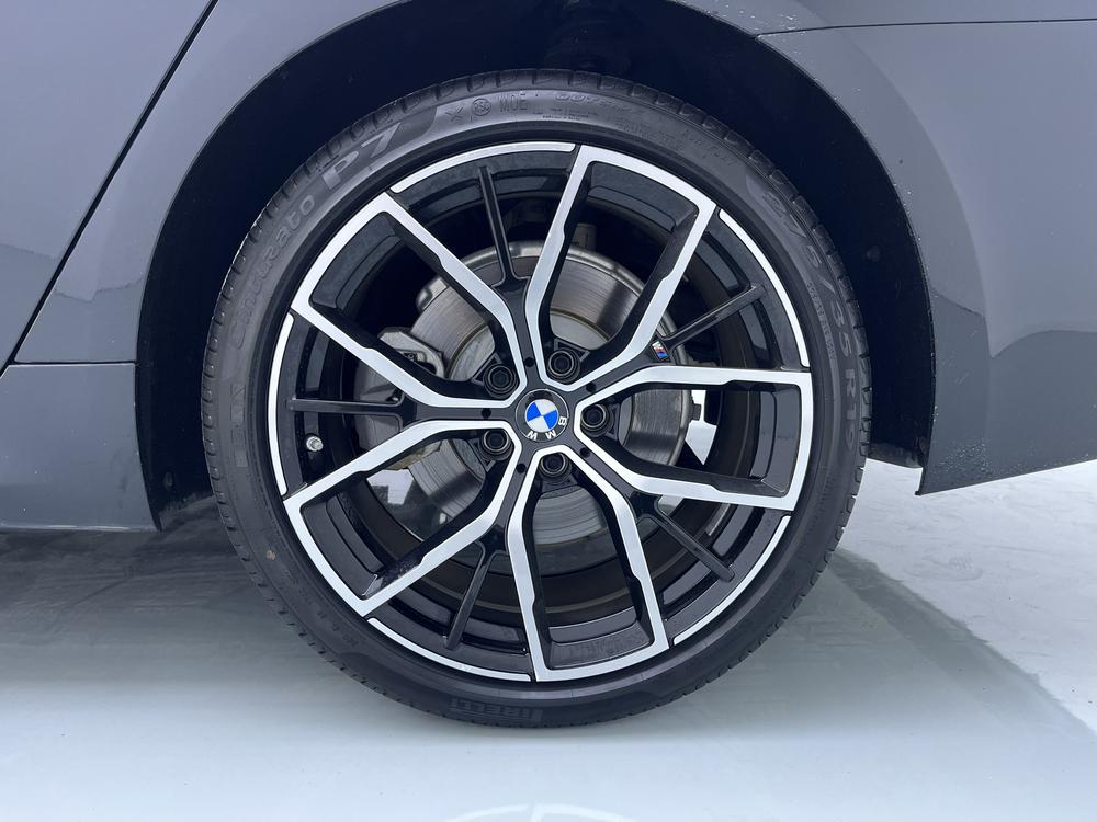 BMW BMW 5-Series