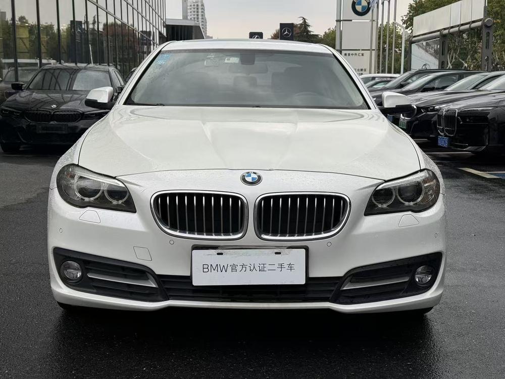BMW BMW 5-Series