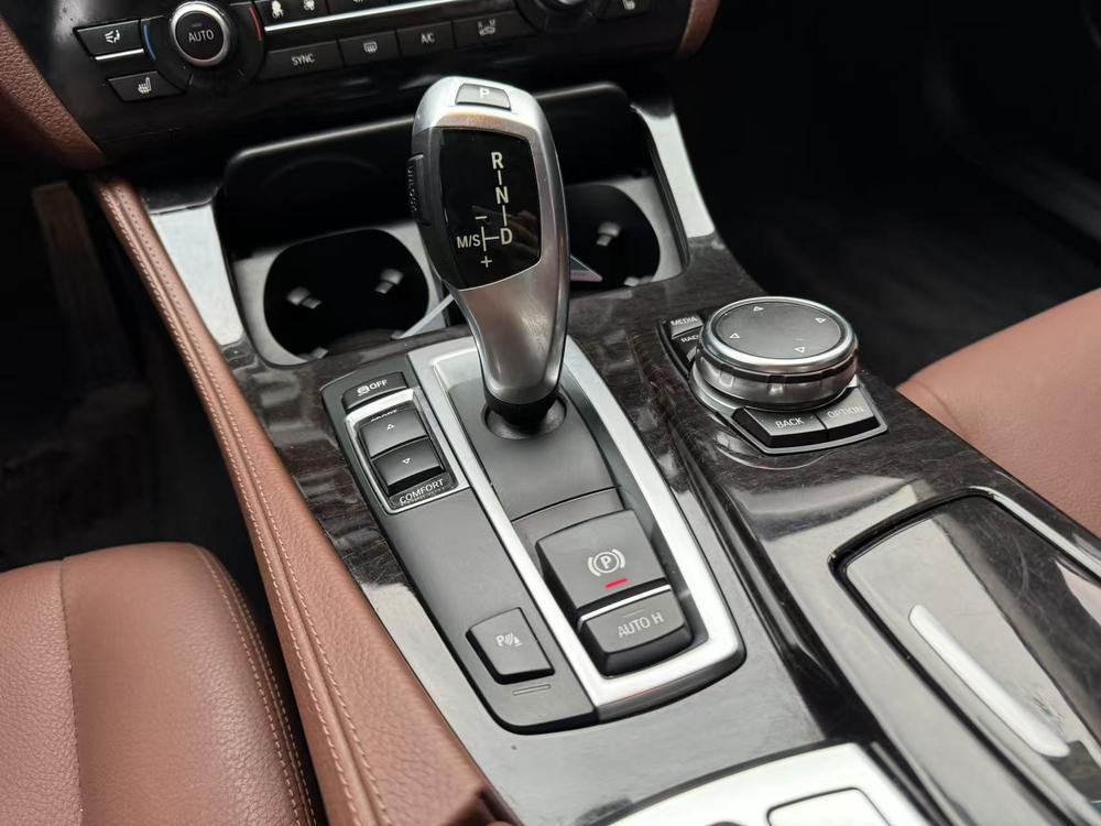 BMW BMW 5-Series