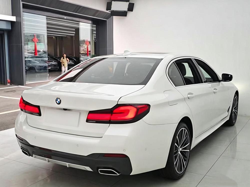 BMW BMW 5-Series