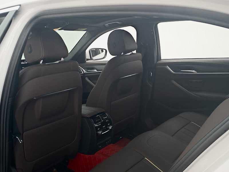 BMW BMW 5-Series