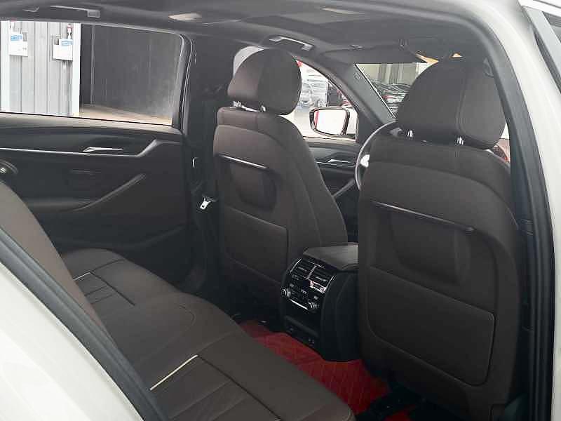 BMW BMW 5-Series