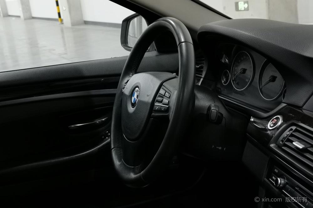 BMW BMW 5-Series