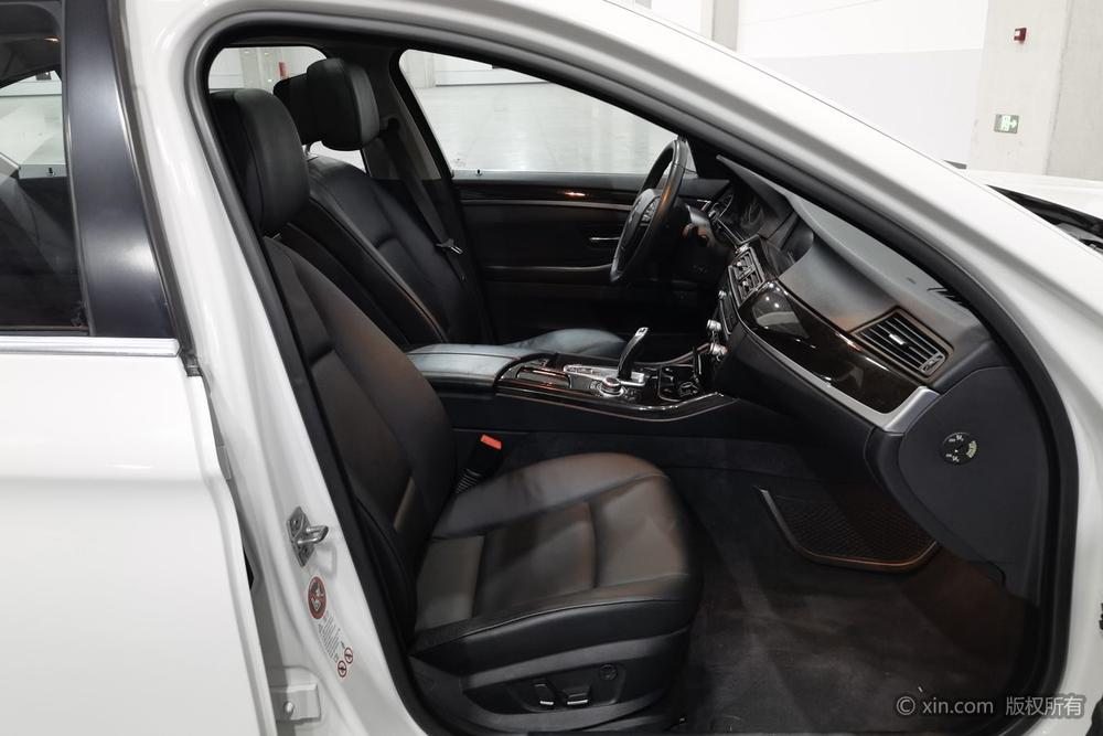 BMW BMW 5-Series
