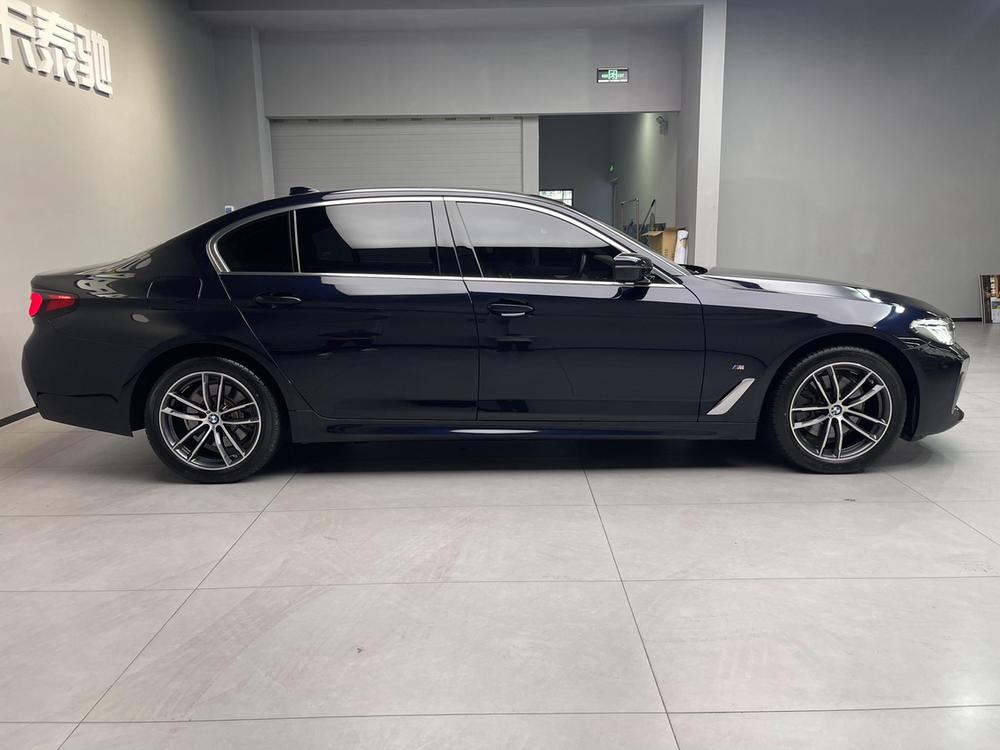 BMW BMW 5-Series