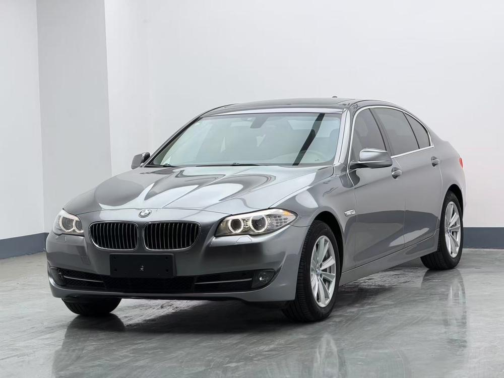 BMW BMW 5-Series
