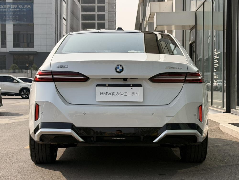 BMW BMW 5-Series