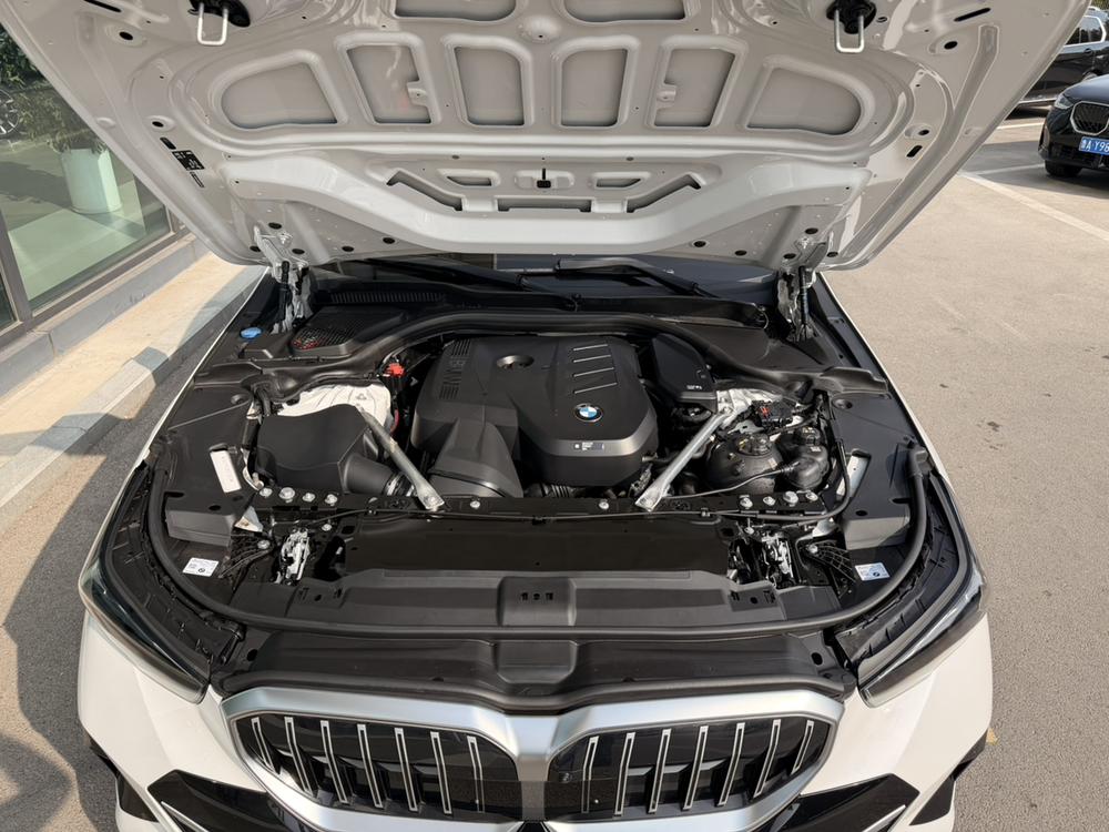 BMW BMW 5-Series