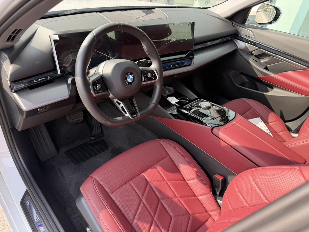 BMW BMW 5-Series