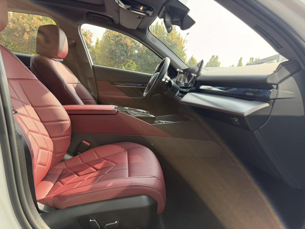 BMW BMW 5-Series