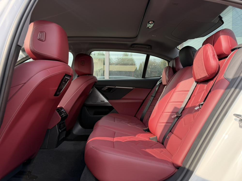 BMW BMW 5-Series