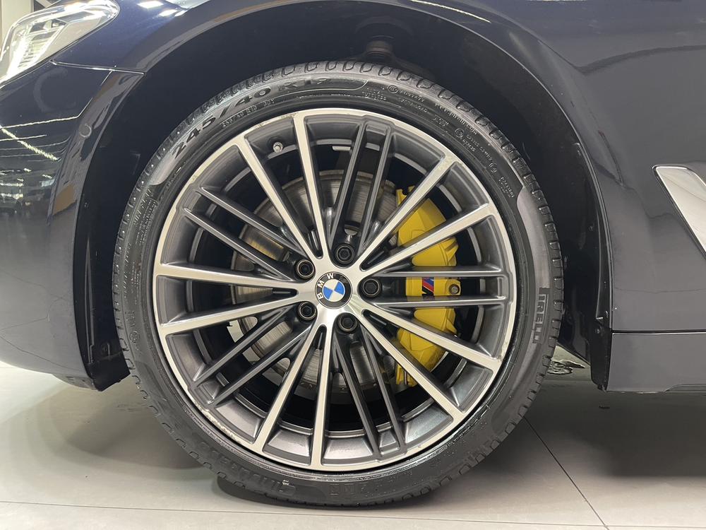 BMW BMW 5-Series