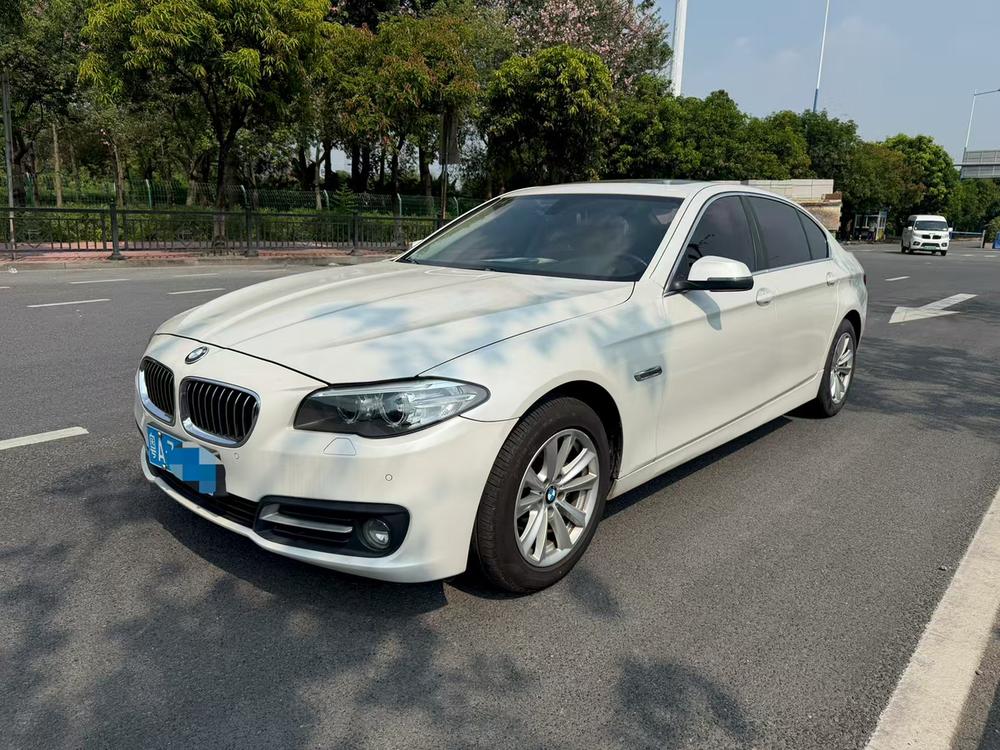 BMW BMW 5-Series