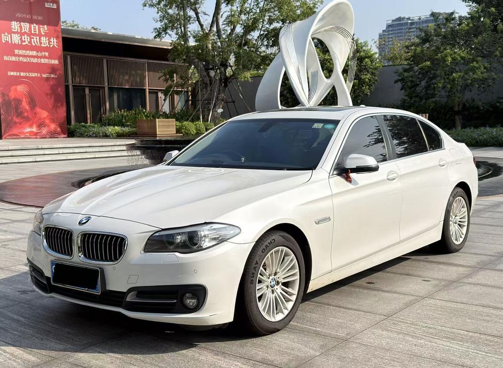 BMW BMW 5-Series