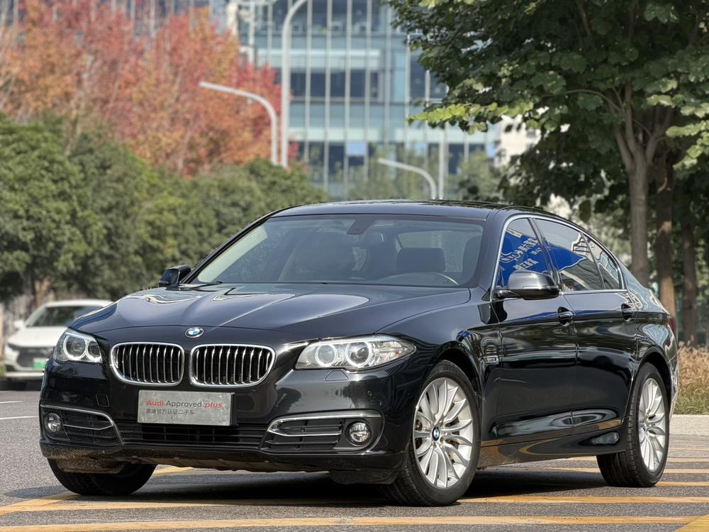 BMW BMW 5-Series