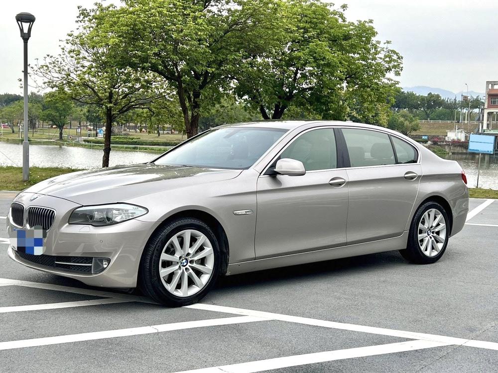 BMW BMW 5-Series