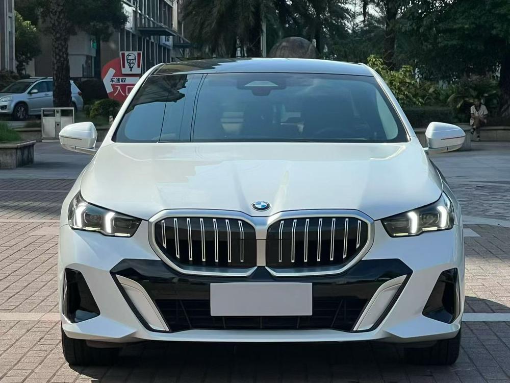 BMW BMW 5-Series