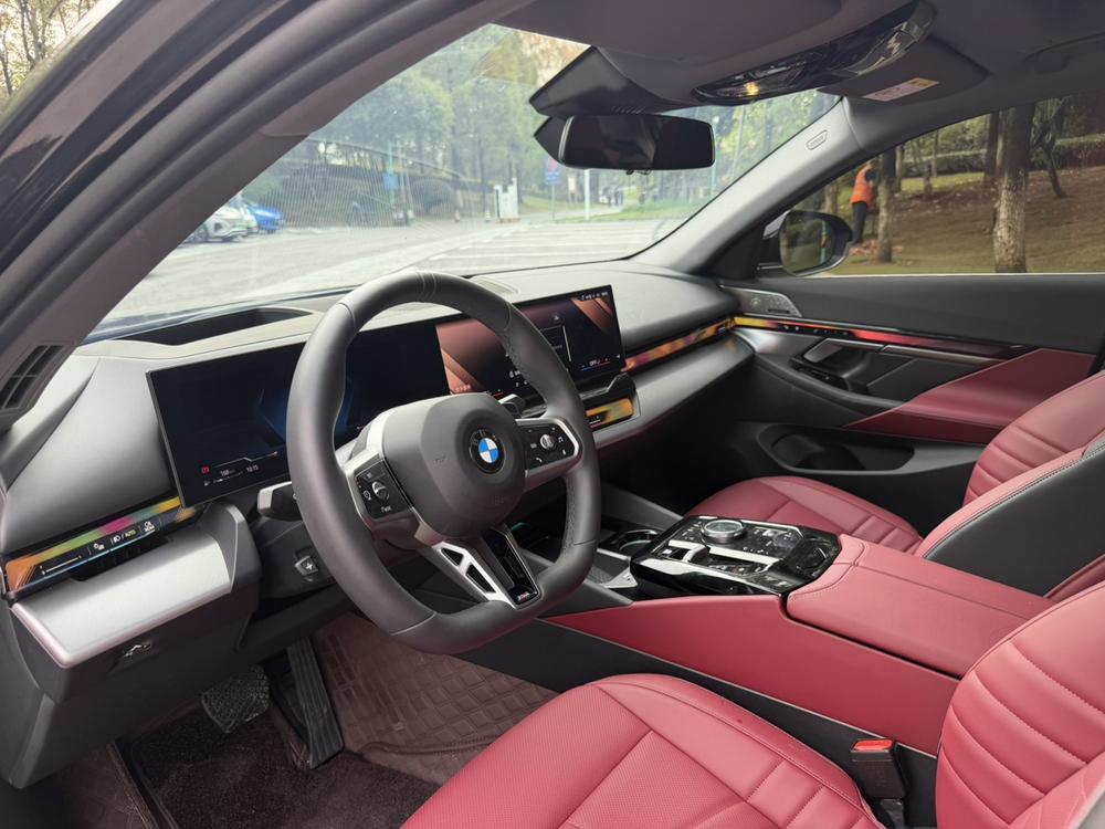 BMW BMW 5-Series
