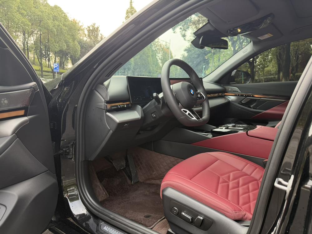 BMW BMW 5-Series