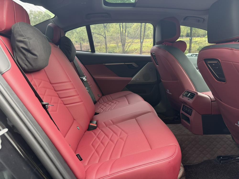 BMW BMW 5-Series