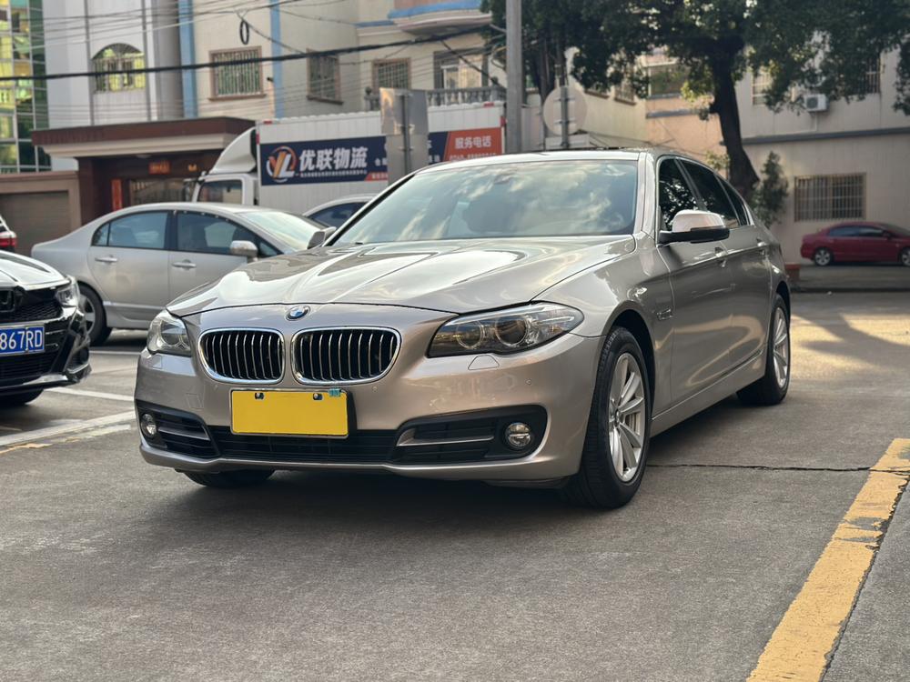 BMW BMW 5-Series