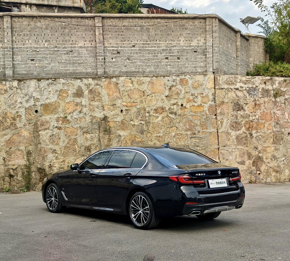 BMW BMW 5-Series