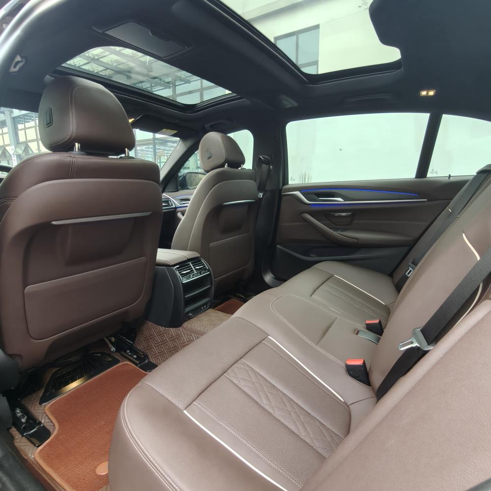 BMW BMW 5-Series