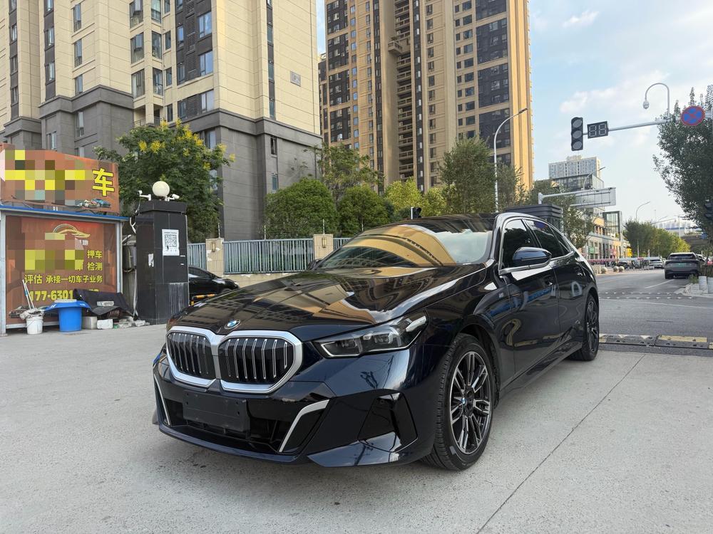 BMW BMW 5-Series
