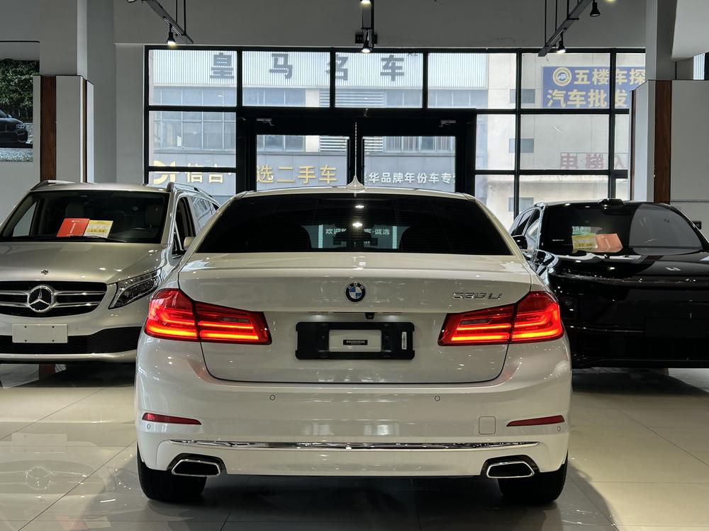 BMW BMW 5-Series