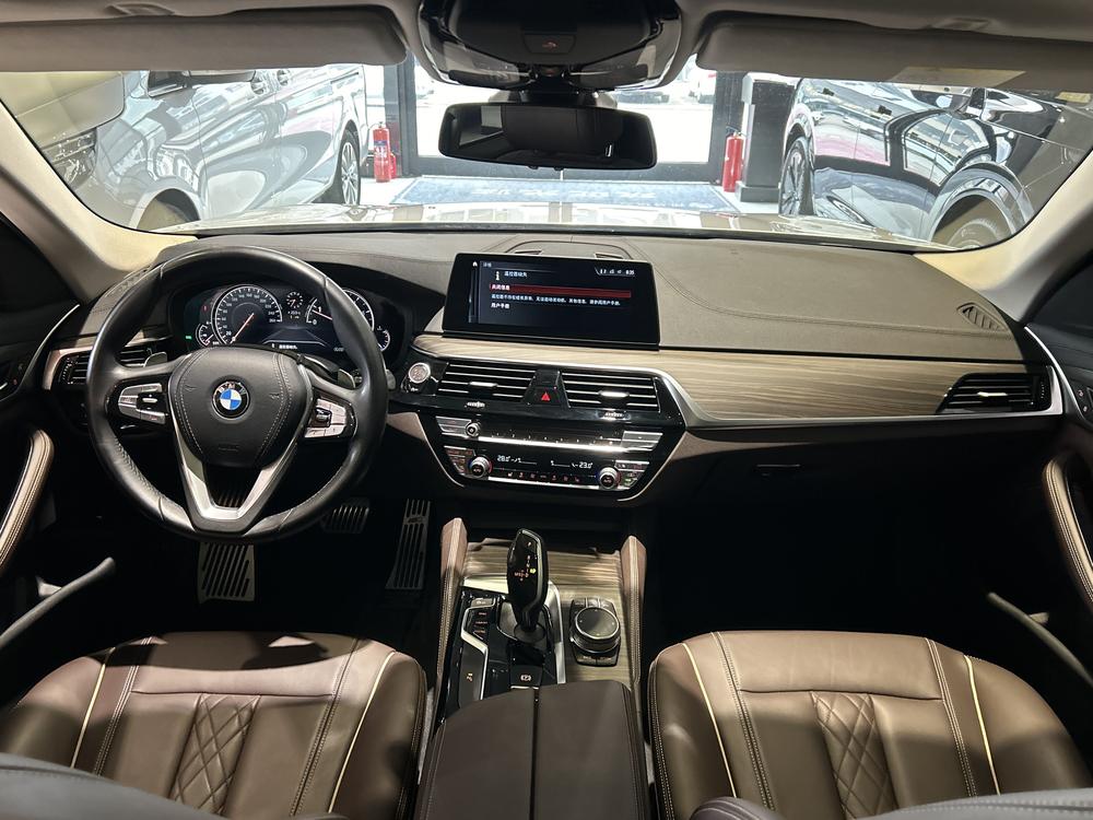 BMW BMW 5-Series