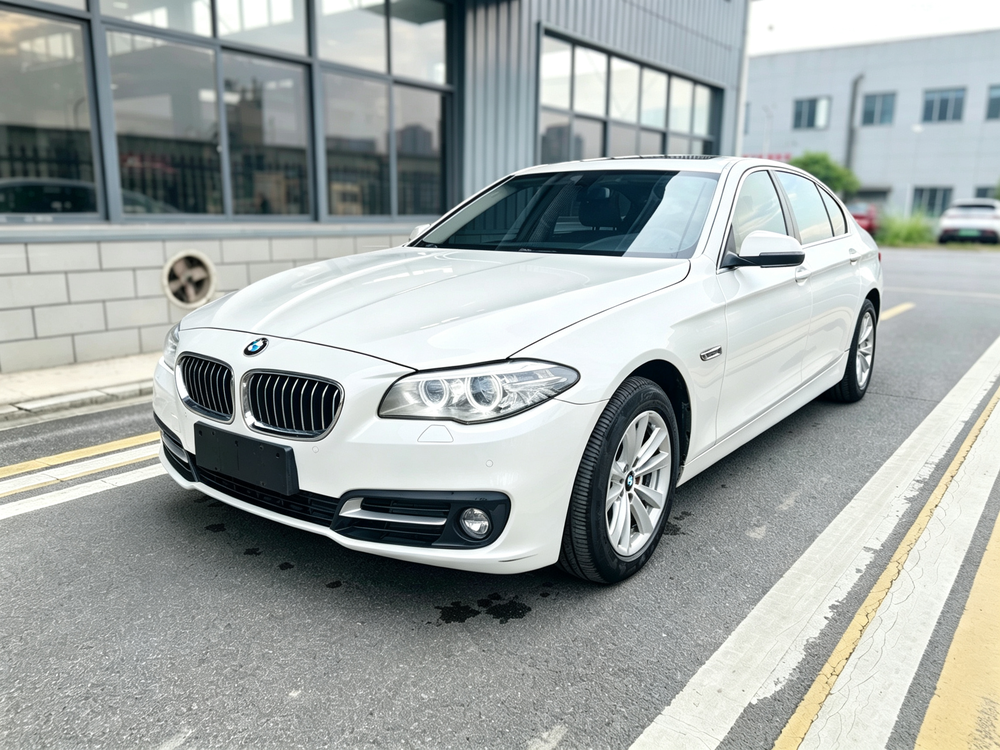 BMW BMW 5-Series