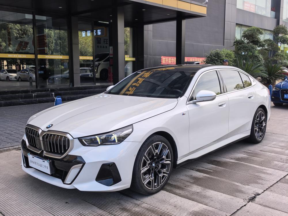BMW BMW 5-Series