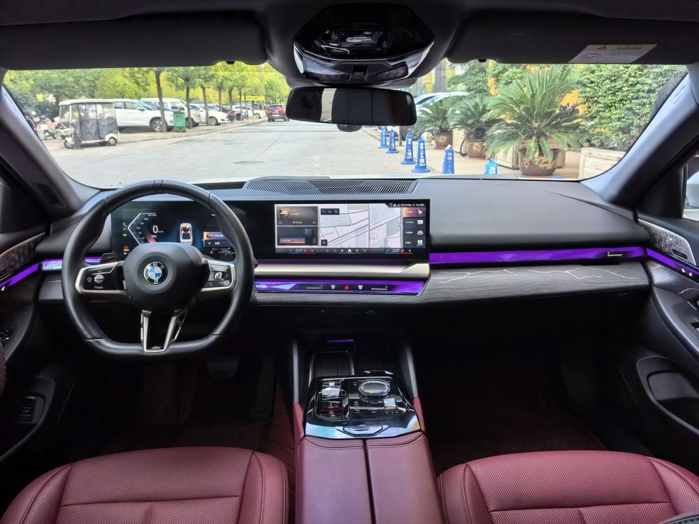 BMW BMW 5-Series