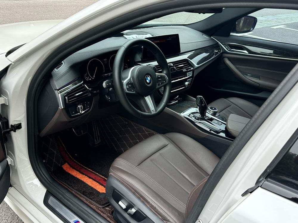 BMW BMW 5-Series